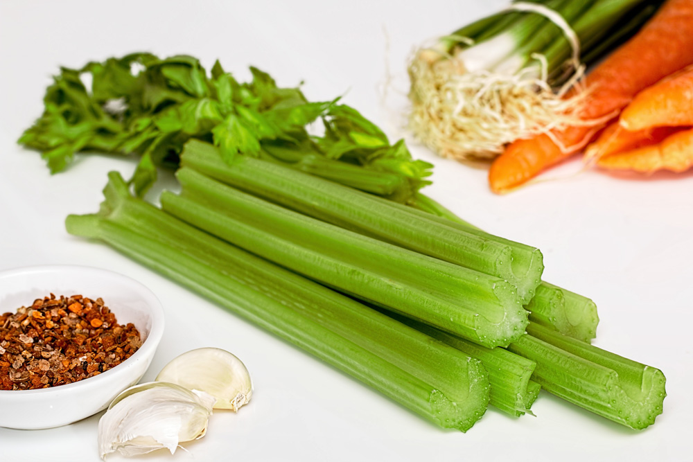 soup-greens-celery-vegetables-food_2.jpg.jpg