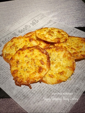 芝士蒜蓉脆片(餃子皮)